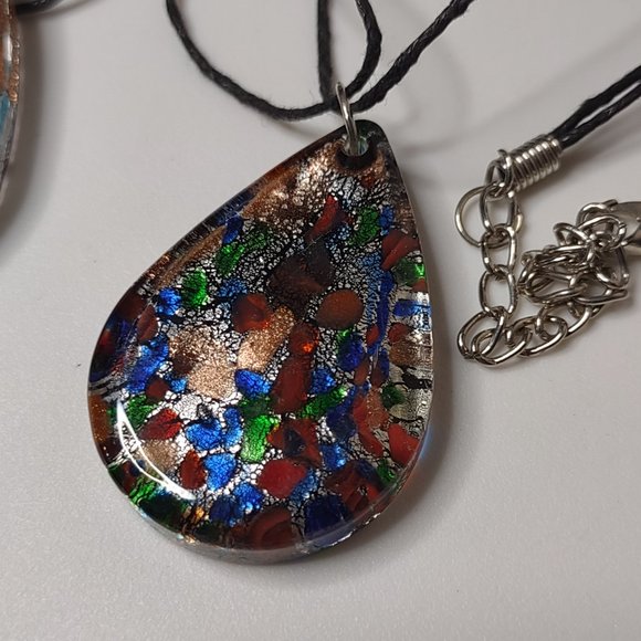 Set Of 3 Colorful Glass Teardrop Shaped Pendant Necklaces 20 Inches Long - Picture 3 of 15